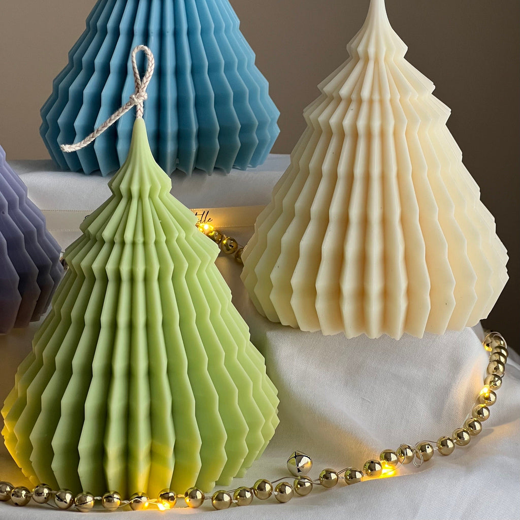 Grande chandelle Sapin de Noël Origami | Cire de soja coulée à la main