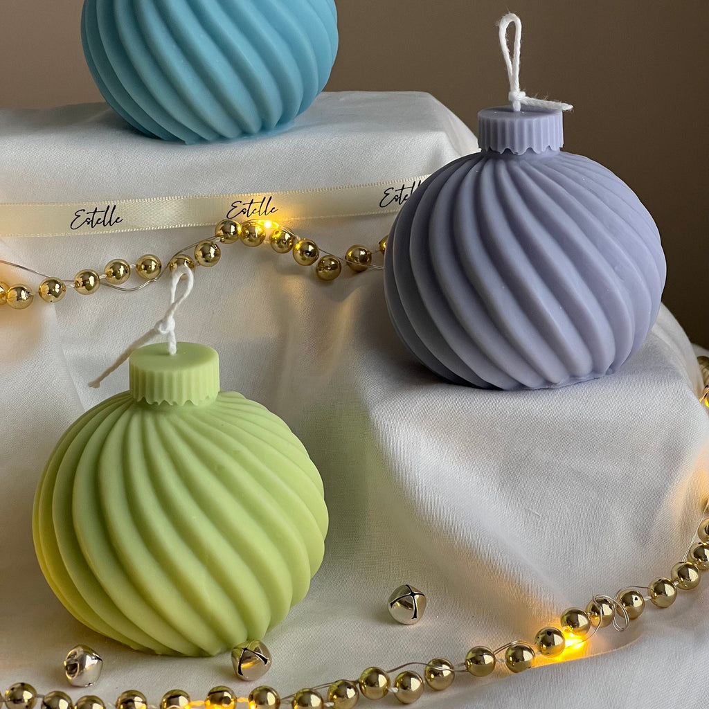 Swirl Christmas Bauble Soy Candle: Handmade Holiday Decor
