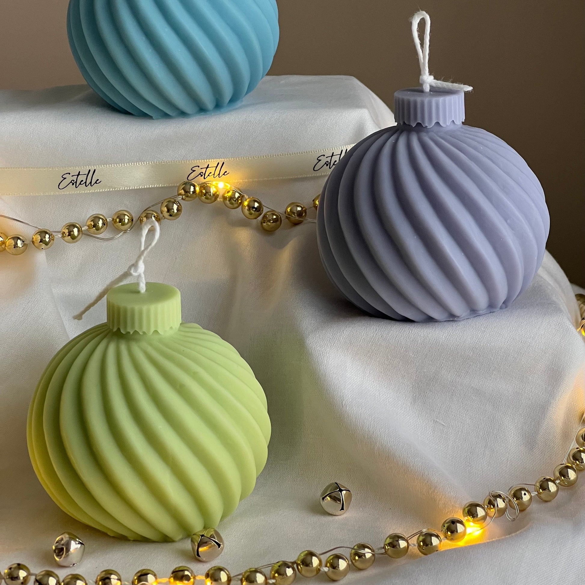 Swirl Christmas Bauble Soy Candle: Handmade Holiday Decor