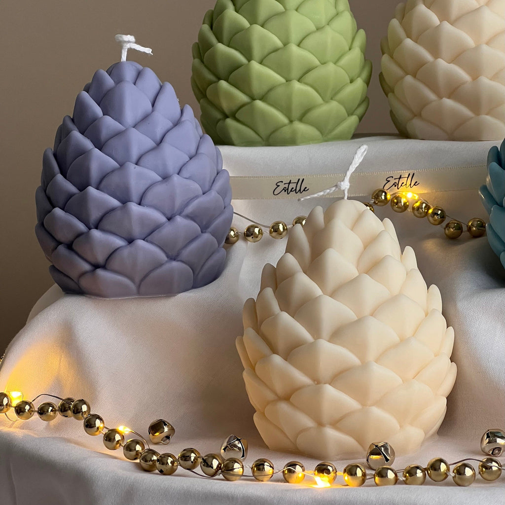 Handmade Pine Cone Soy Candle: Christmas Home Decor