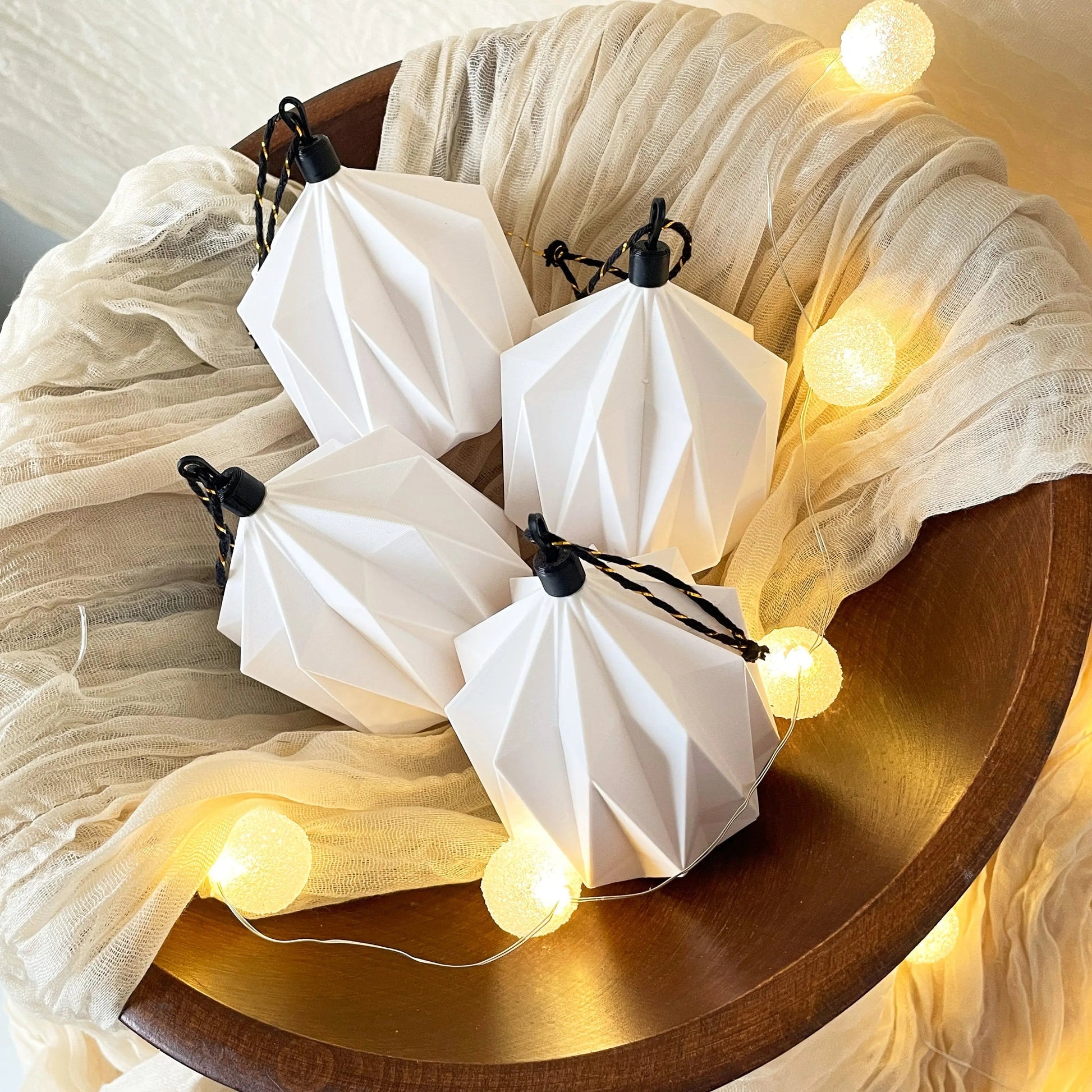 ORIGAMI Ornament - CROWN