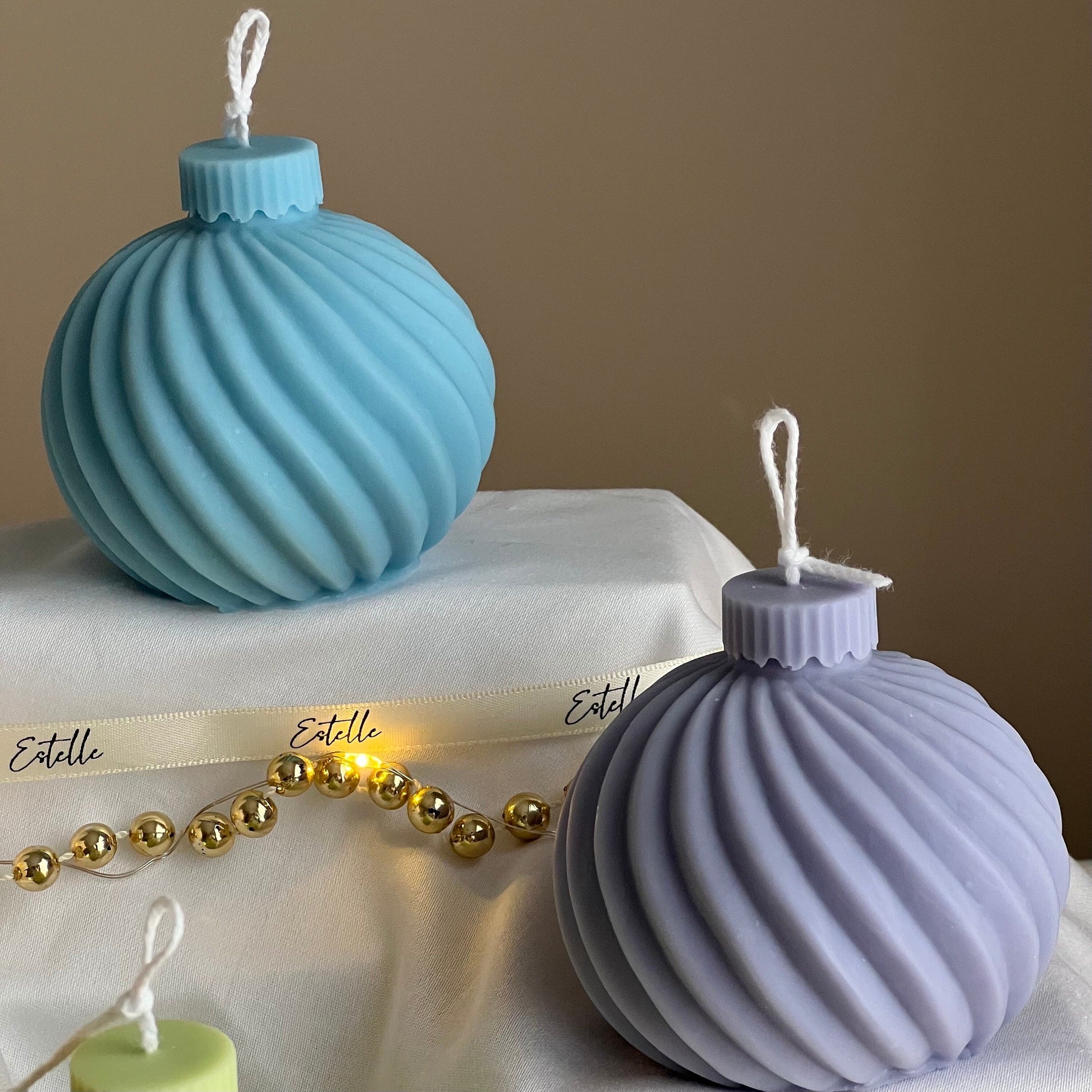 Swirl Christmas Bauble Soy Candle: Handmade Holiday Decor