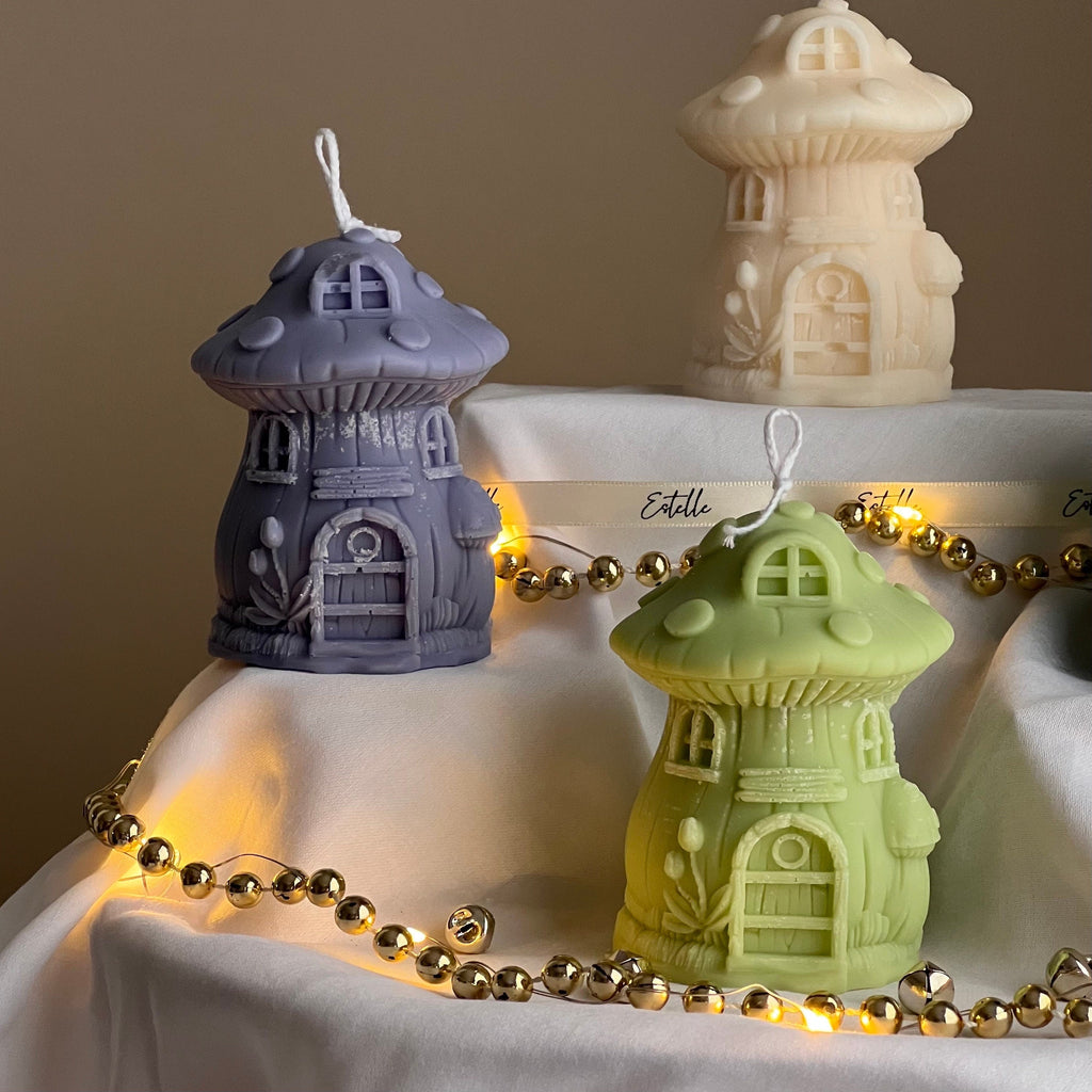 Chandelle de Noël maison-champignon : chandelle artisanale en soya, décor festif