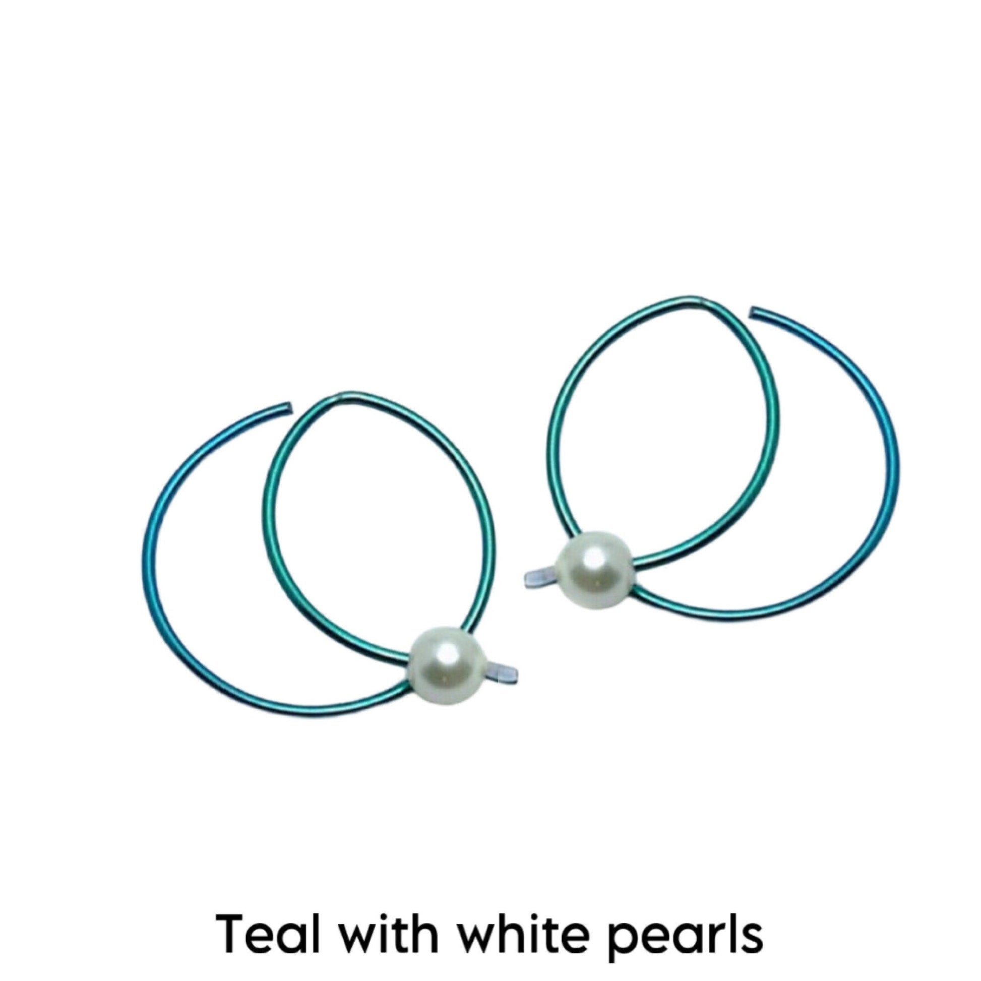 Niobium Hoop Earrings: Geometric Swarovski Pearl Hoops