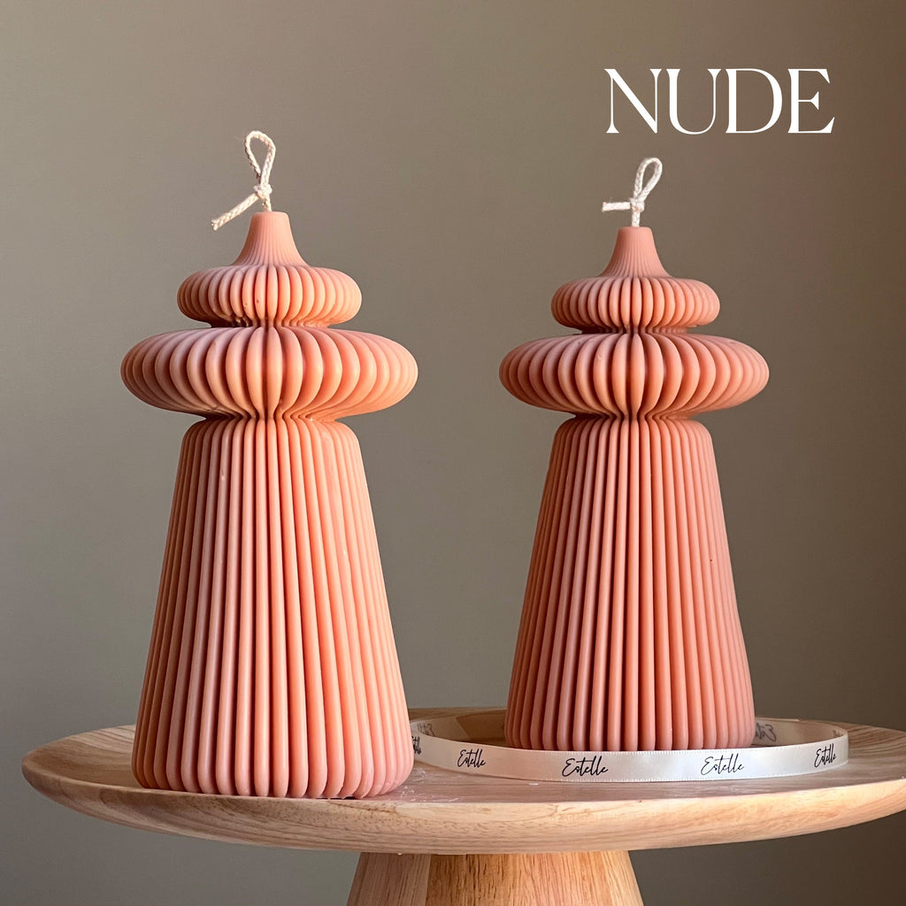 Grande chandelle pilier nervurée en soja | décor de maison sculptural