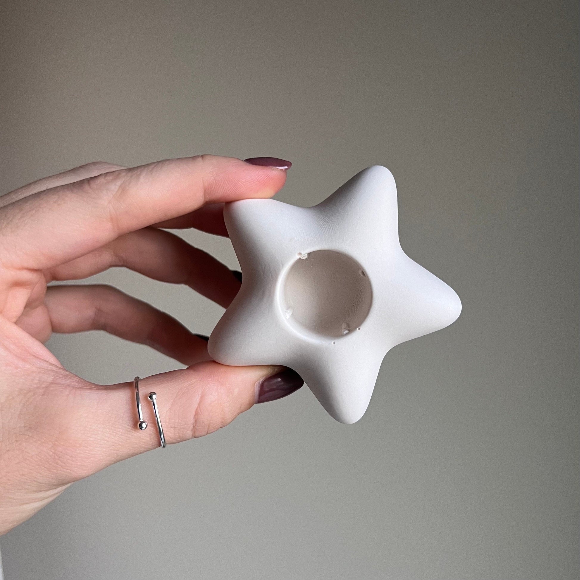 Star Jesmonite Candlestick Holder: Minimalist Table Decor