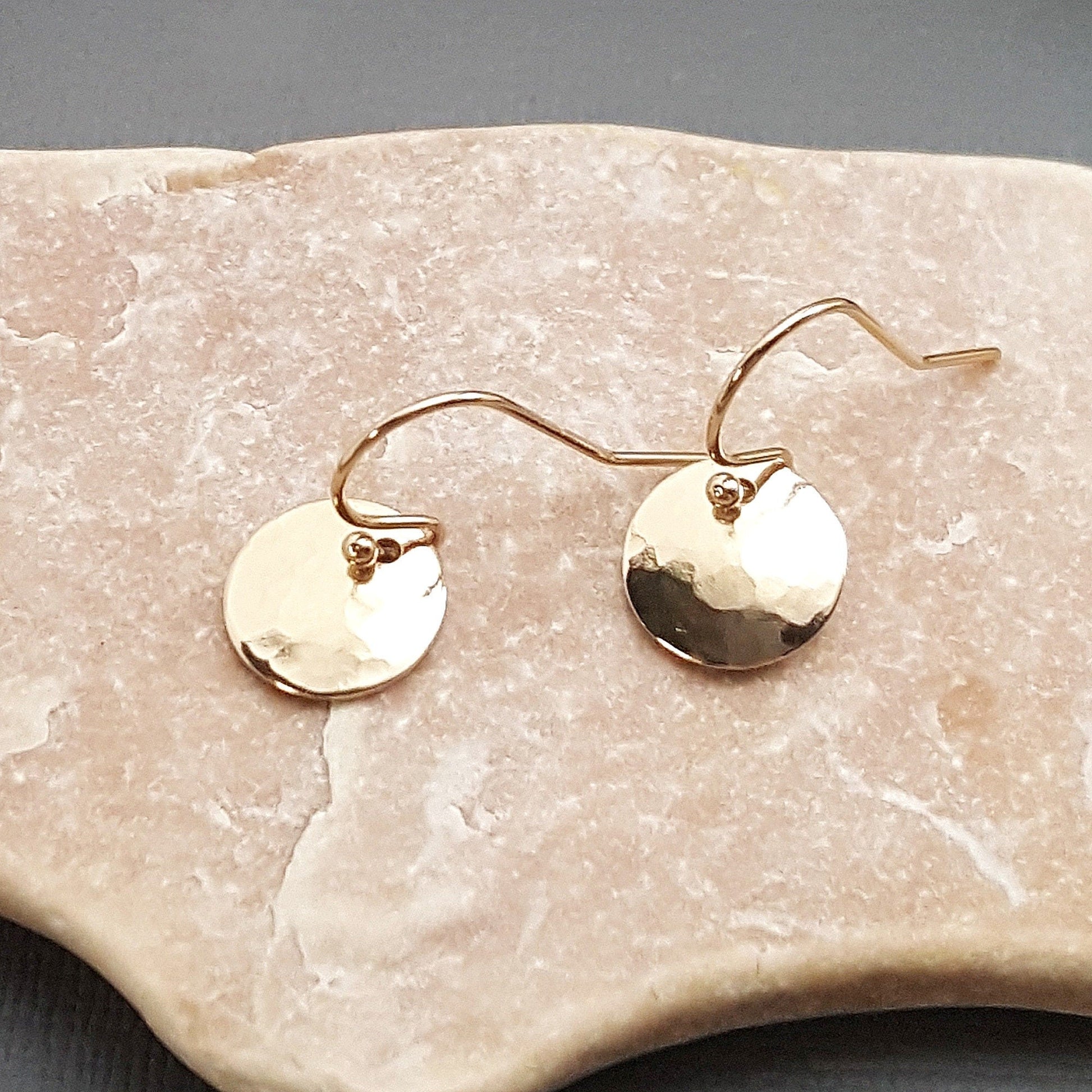 Hammered Goldfilled Disc Earrings: Minimalist Lever-back Dangles