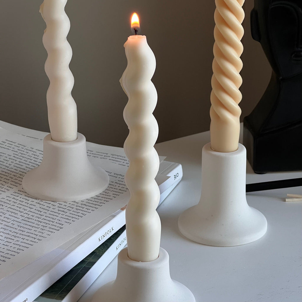 Round Jesmonite Candlestick Holder: Minimalist Table Decor