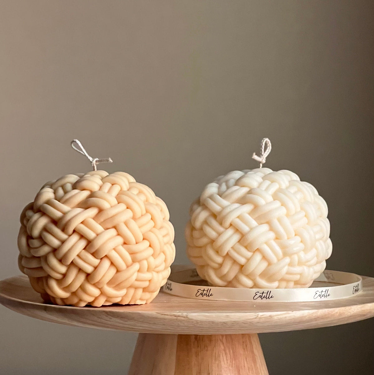 Bougie pelote de laine faite à la main : décor tendance en corde, végane, pour la maison