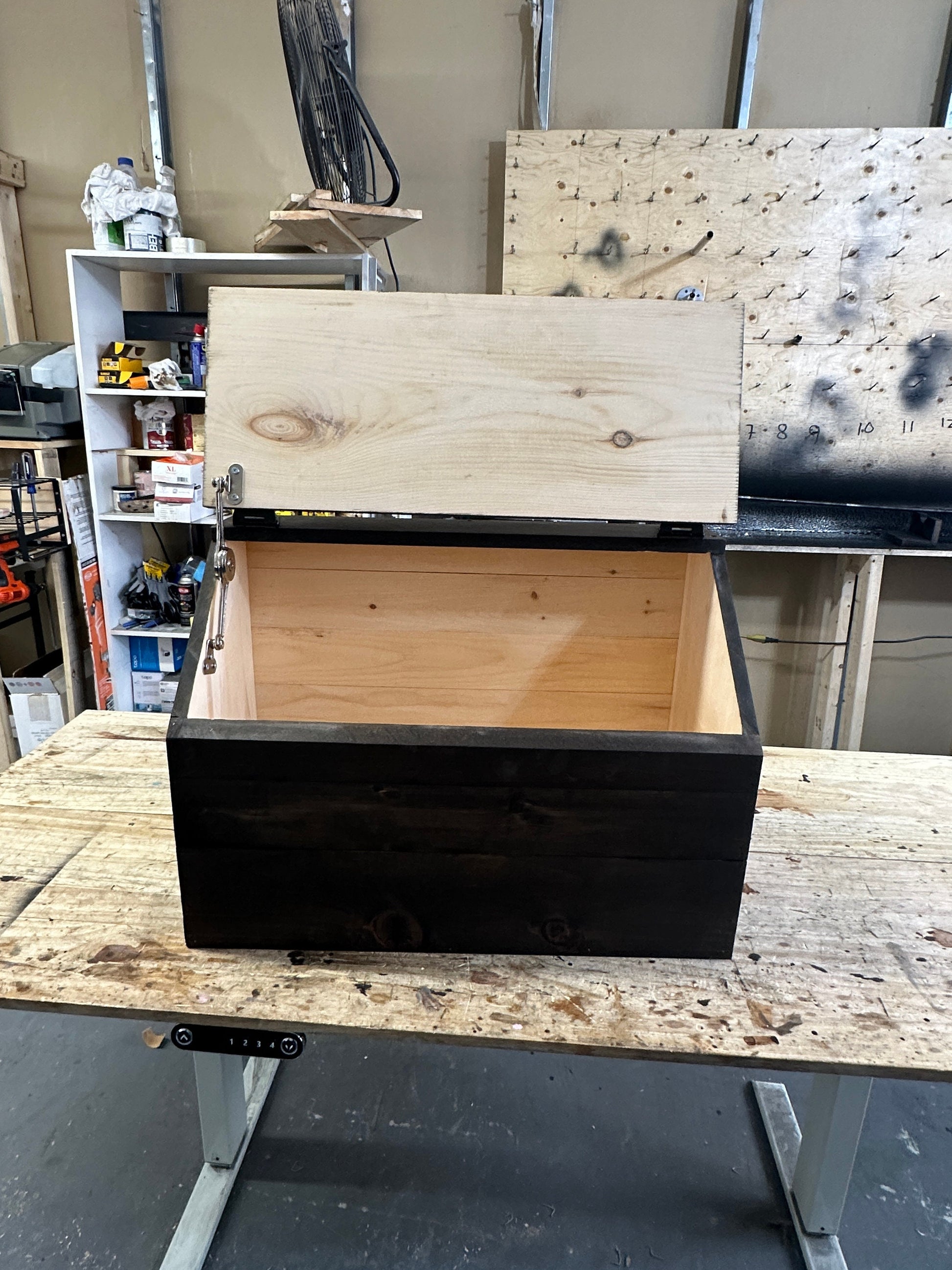 Conteneur de rangement pour jouets en bois extra-large à profil bas et à fermeture douce, bac à nourriture pour chien - Bac à jouets pour animaux