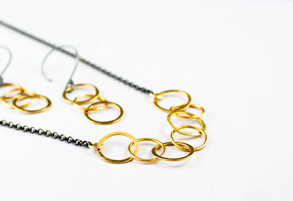 Boucles d'oreilles créoles en or, boucles d'oreilles créoles à maillons, cadeau pour elle, boucles d'oreilles plaquées or 14 carats, boucles d'oreilles en or martelé, boucles d'oreilles rondes