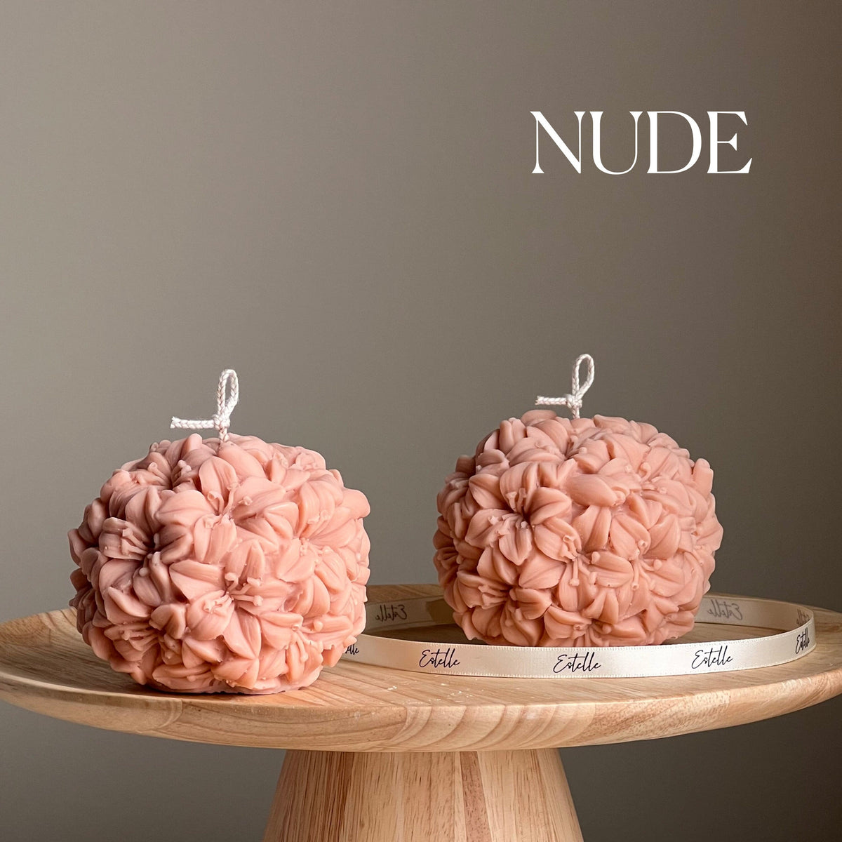 Chandelle boule de fleurs de lys en cire de soya | chandelle décorative faite main