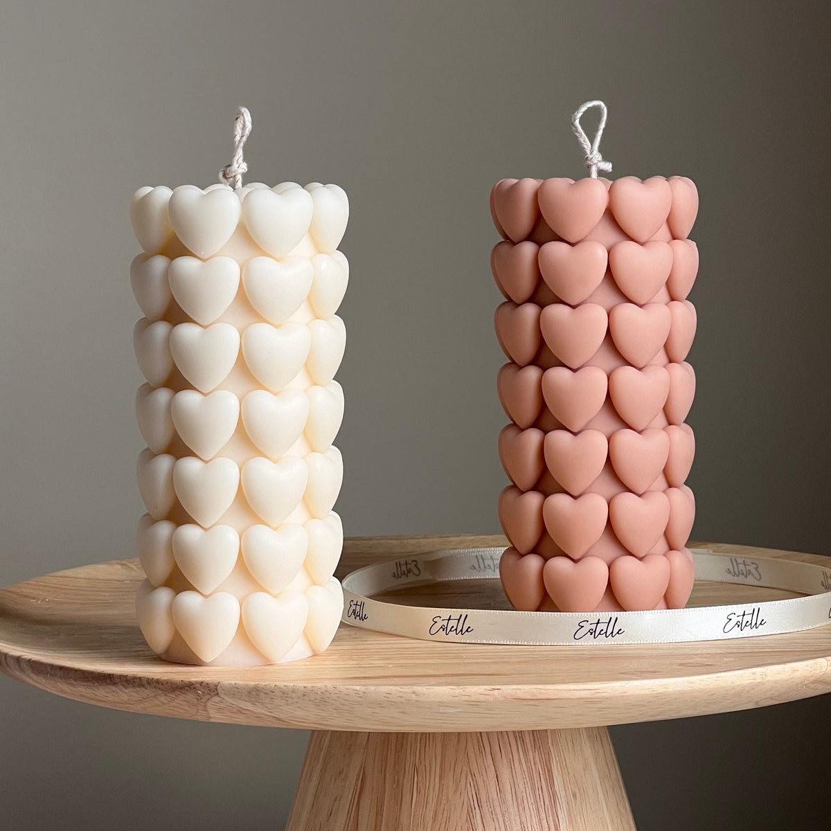Bougie pilier Cœur en soja | Décor sculptural pour la maison