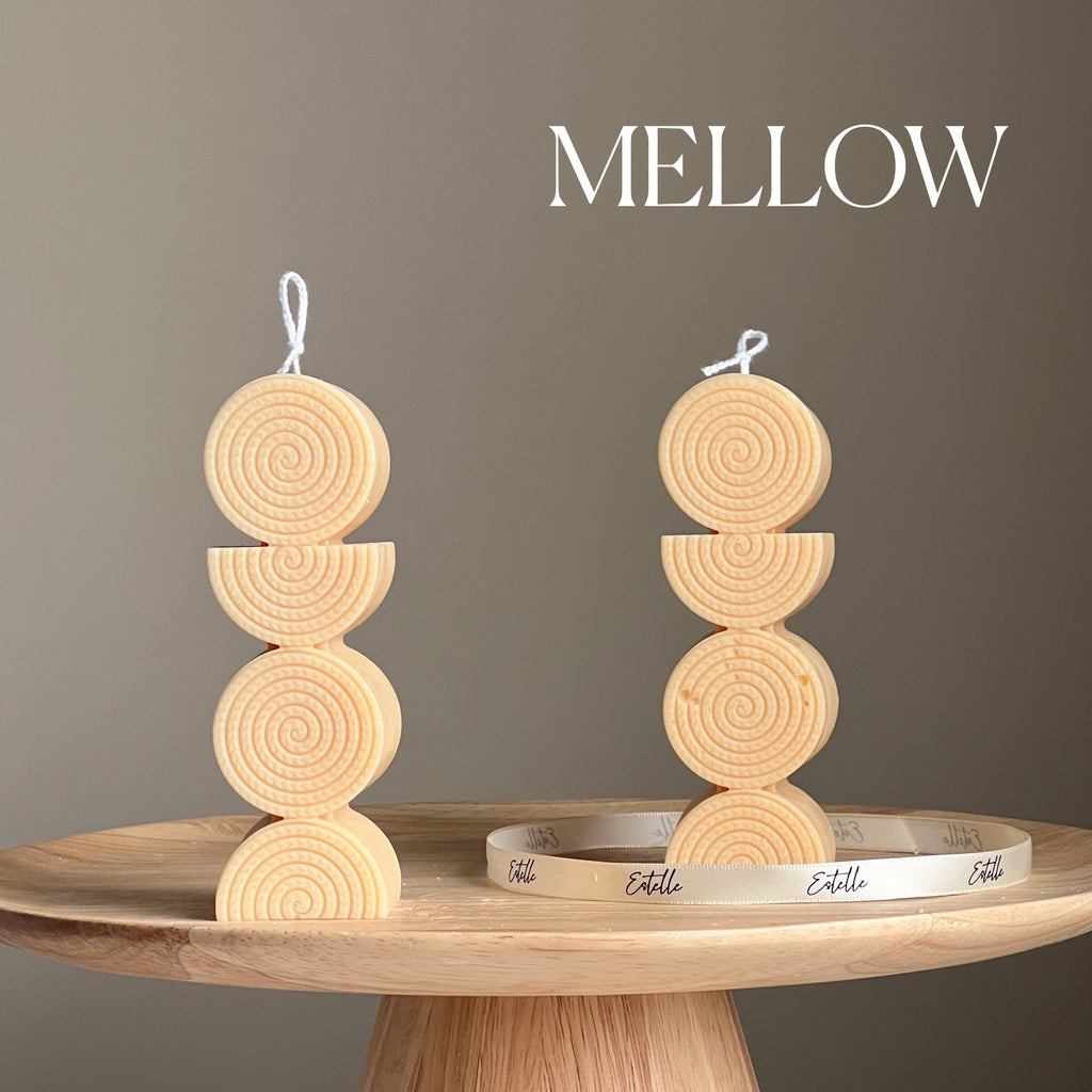 Bougie pilier en soya sculpturale : décor minimaliste pour la maison