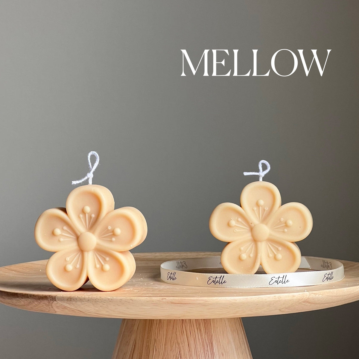 Bougie fleur en cire de soya : bougie fleur sculpturale