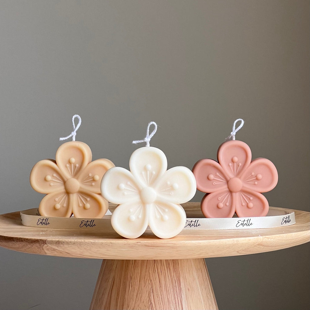 Bougie fleur en cire de soya : bougie fleur sculpturale