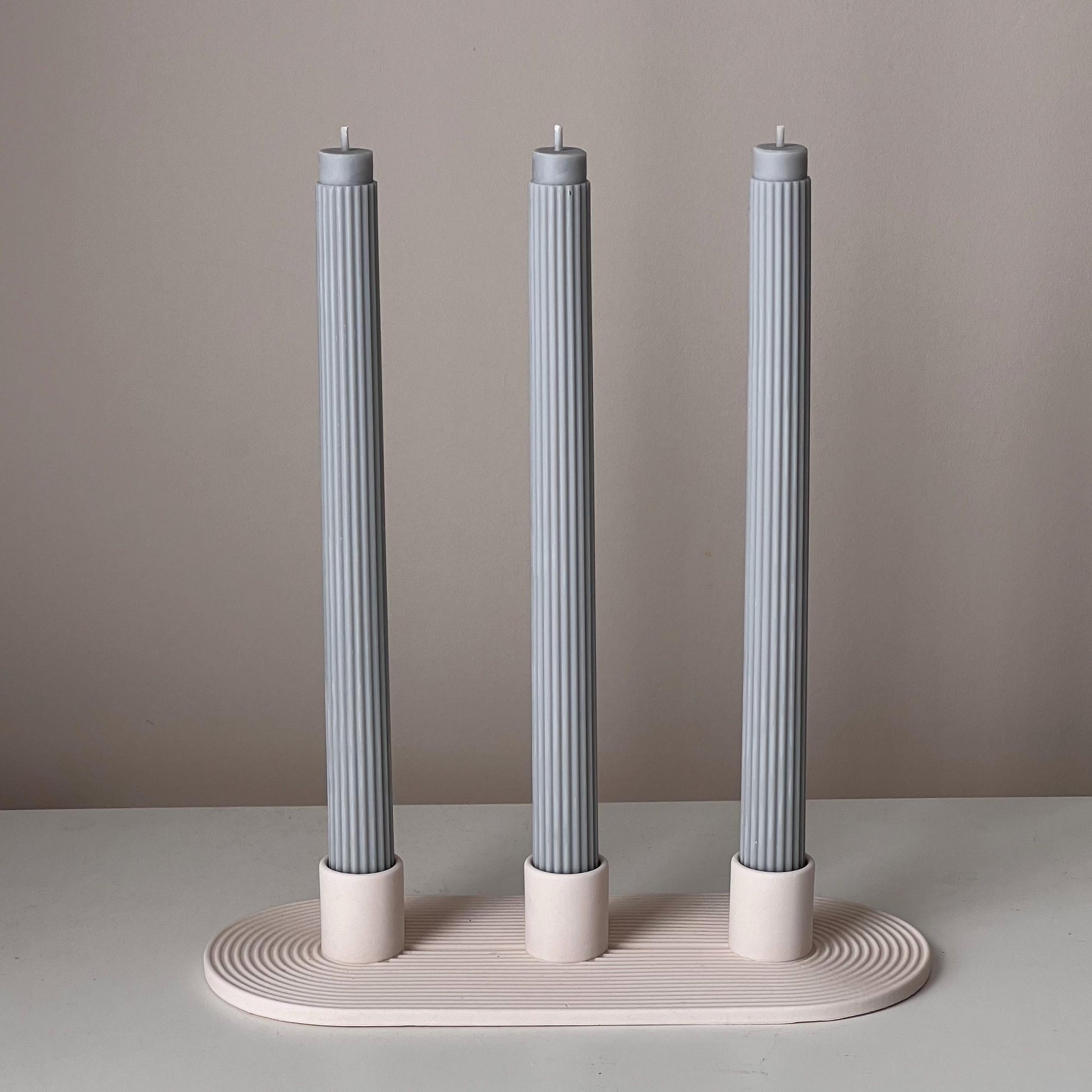 Geometric Jesmonite Candlestick Holder: Minimalist 3-Candle Centerpiece