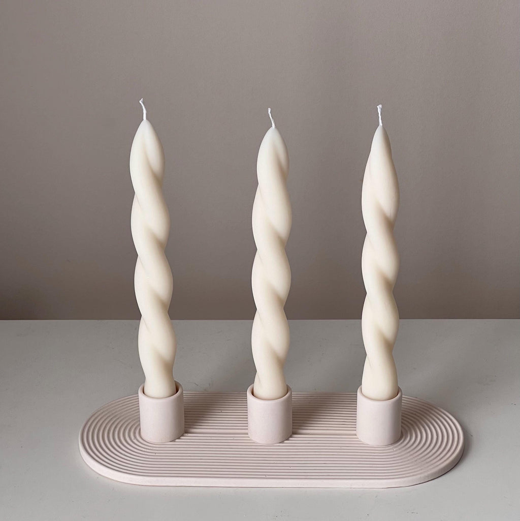 Geometric Jesmonite Candlestick Holder: Minimalist 3-Candle Centerpiece
