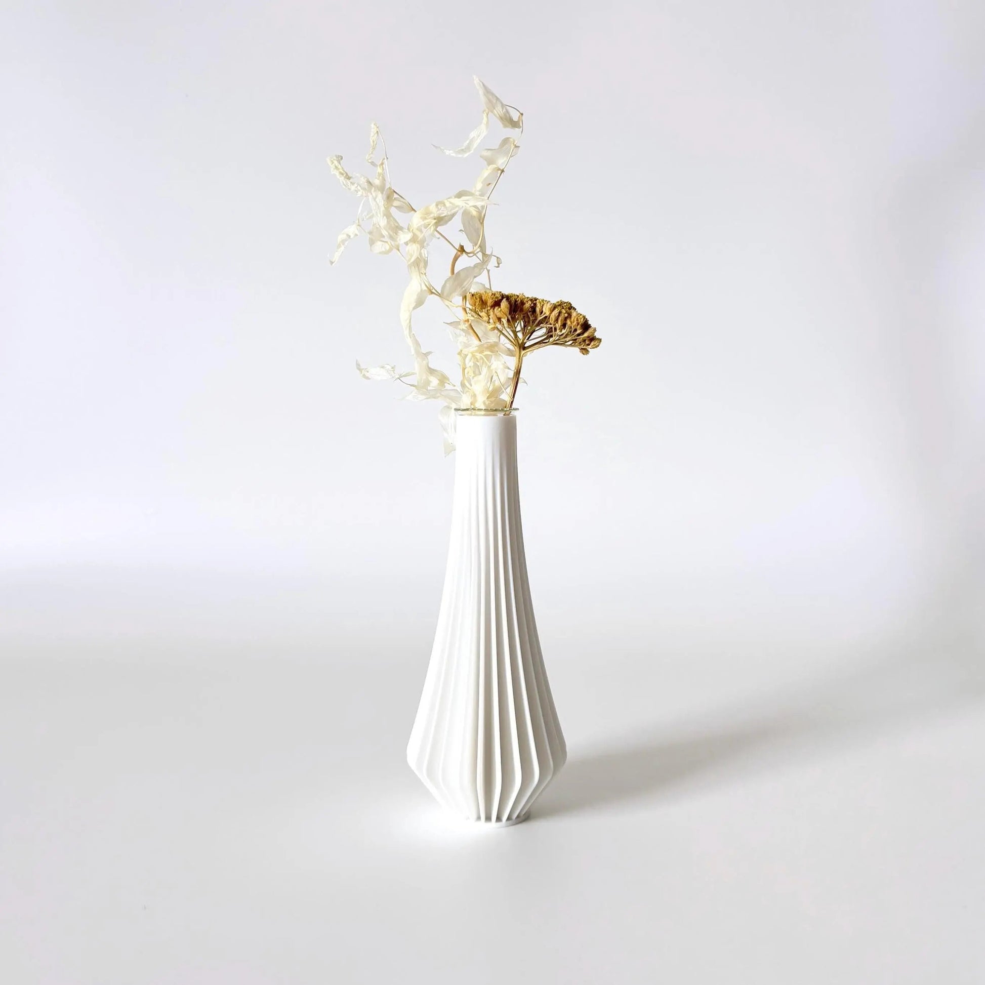 KANJI Floral Vase