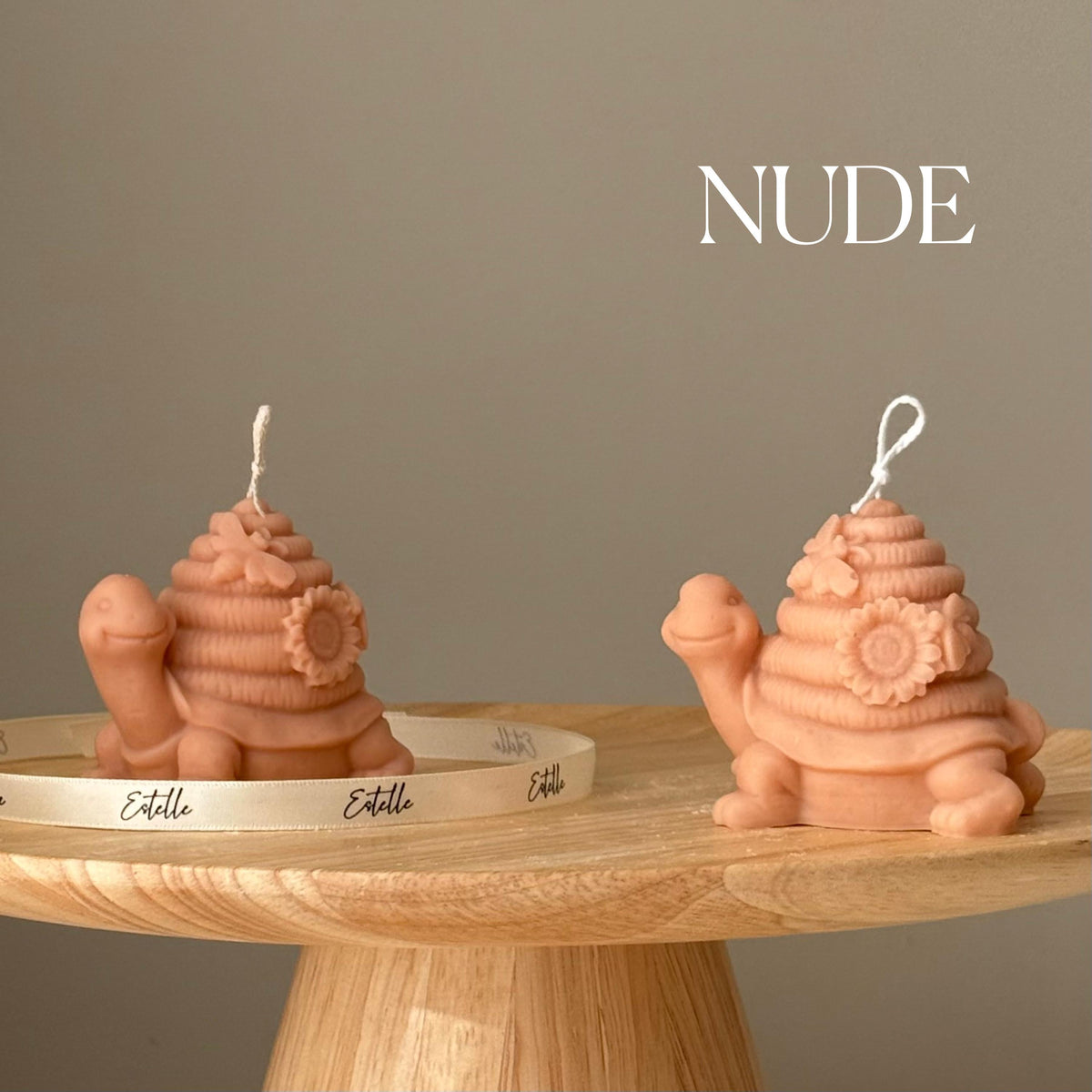 Chandelle tortue en cire de soya coulée à la main : cadeau artistique sculptural
