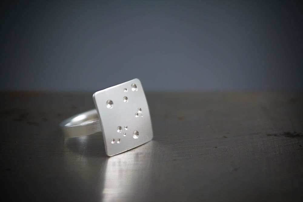 Bague carrée en argent, bague céleste, bague carrée, bague cocktail en argent recyclé, bague géométrique pour femme, bague en argent brossé