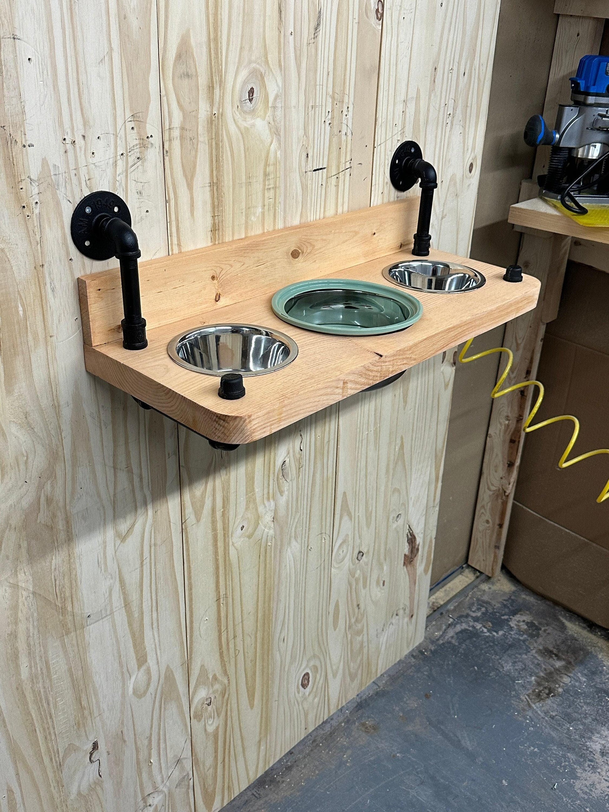 Gamelle flottante pour chien avec bol d'eau anti-déversement