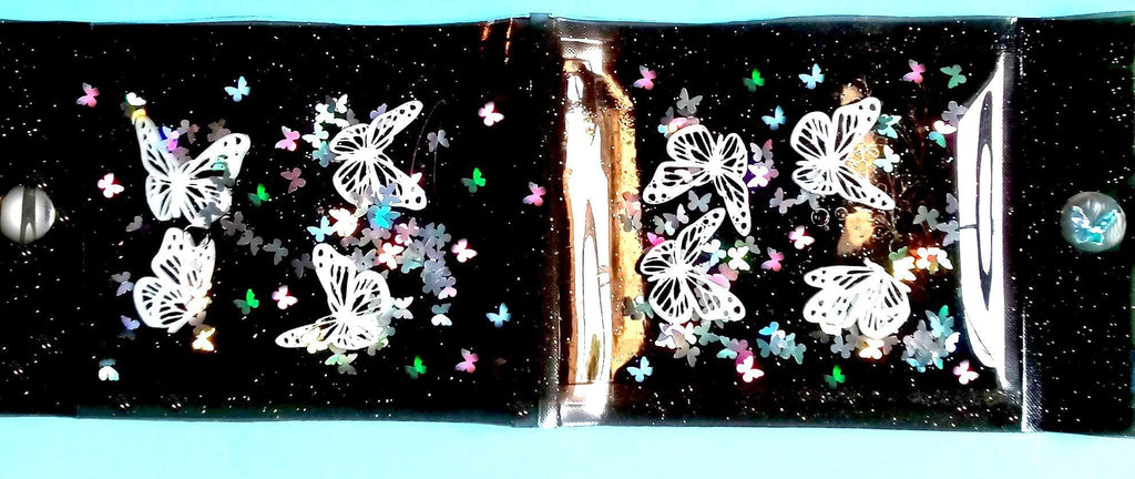 Portefeuille papillon blanc à paillettes liquides. Papillons décorés et flotteur arc-en-ciel multicolore holographique en vinyle noir. 100 % fait main.