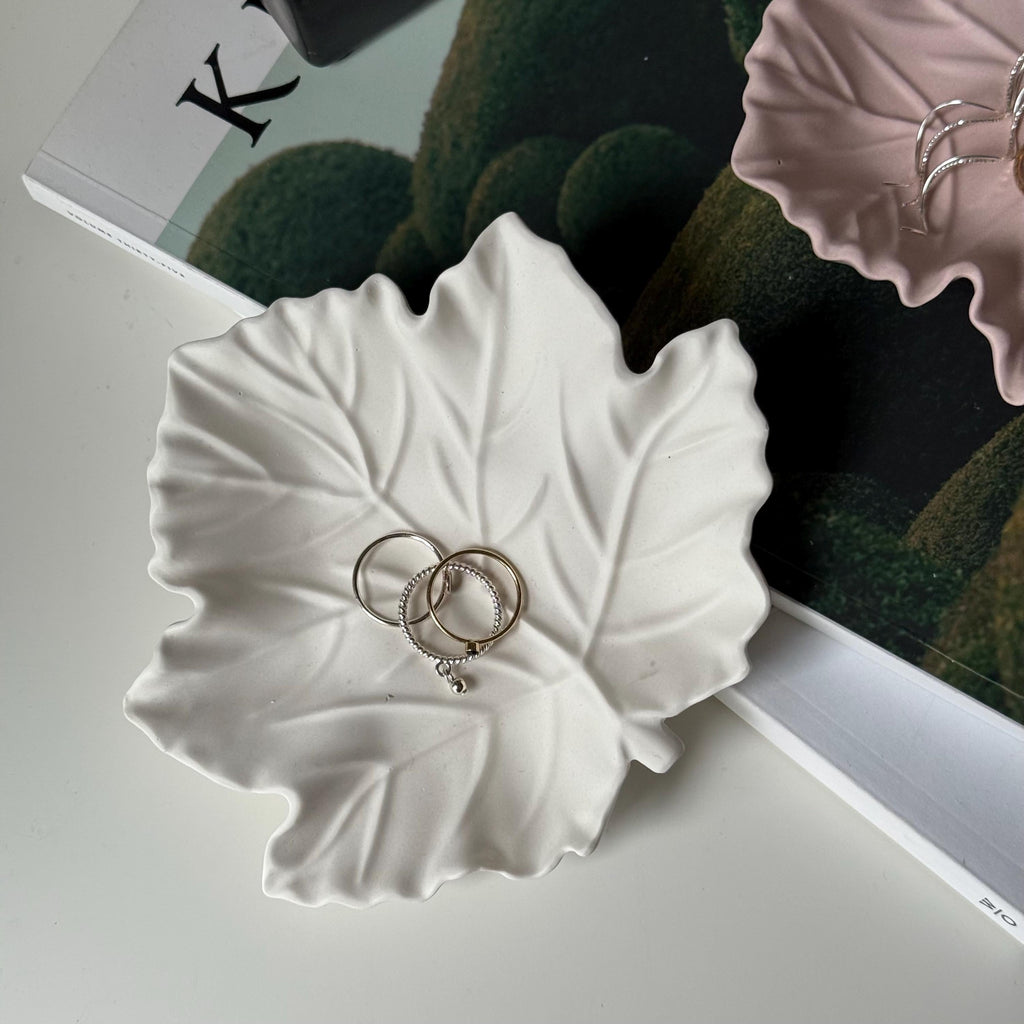 Jesmonite Maple Leaf Tray: Scandi Jewelry Dish, Desk Decor