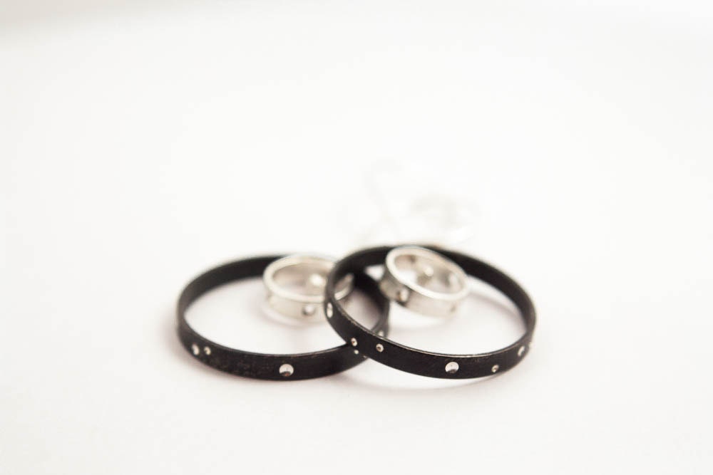 Créoles célestes, boucles d'oreilles en argent noir, doubles créoles, cadeau pour elle, créoles noires, boucles d'oreilles galaxie