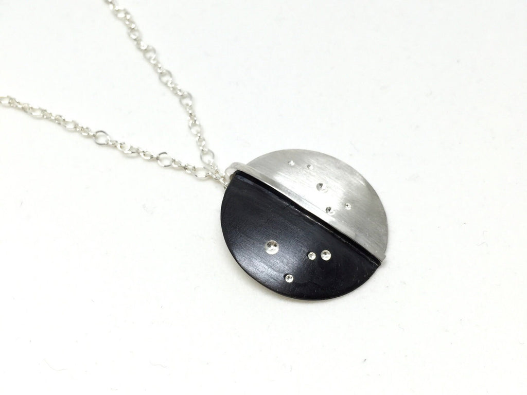 Collier Lune en Argent, Collier Céleste, Pendentif en Argent Recyclé, Cadeau Bijou Céleste pour Femme, Collier Ciel Nocturne, Bijou Lunaire