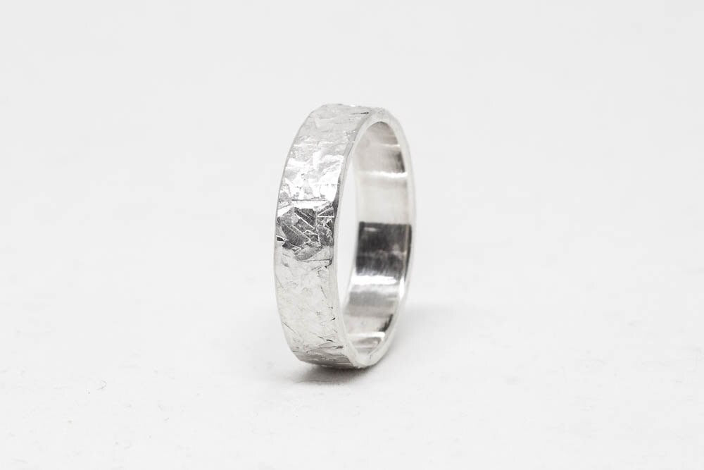 Bague en argent pour homme • Bague en argent recyclé • Bague minimaliste robuste, cadeau pour lui
