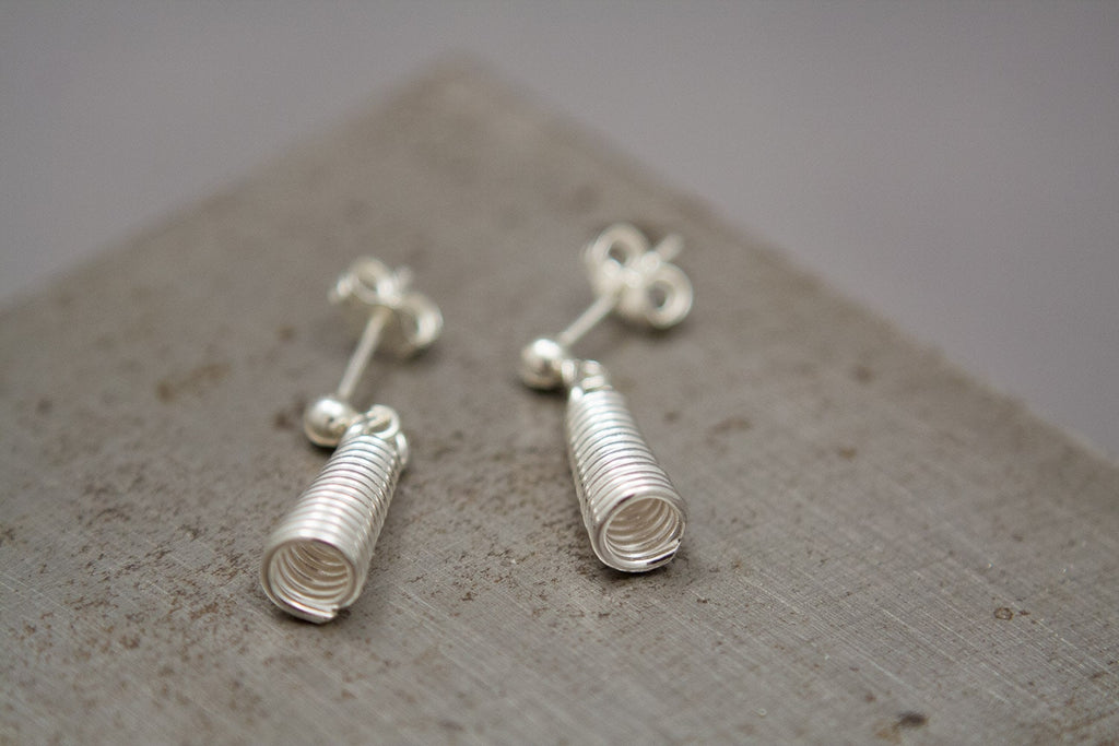 Boucles d'oreilles cloche en argent • Boucles d'oreilles en argent sterling recyclé • Cadeau de boucles d'oreilles pour elle