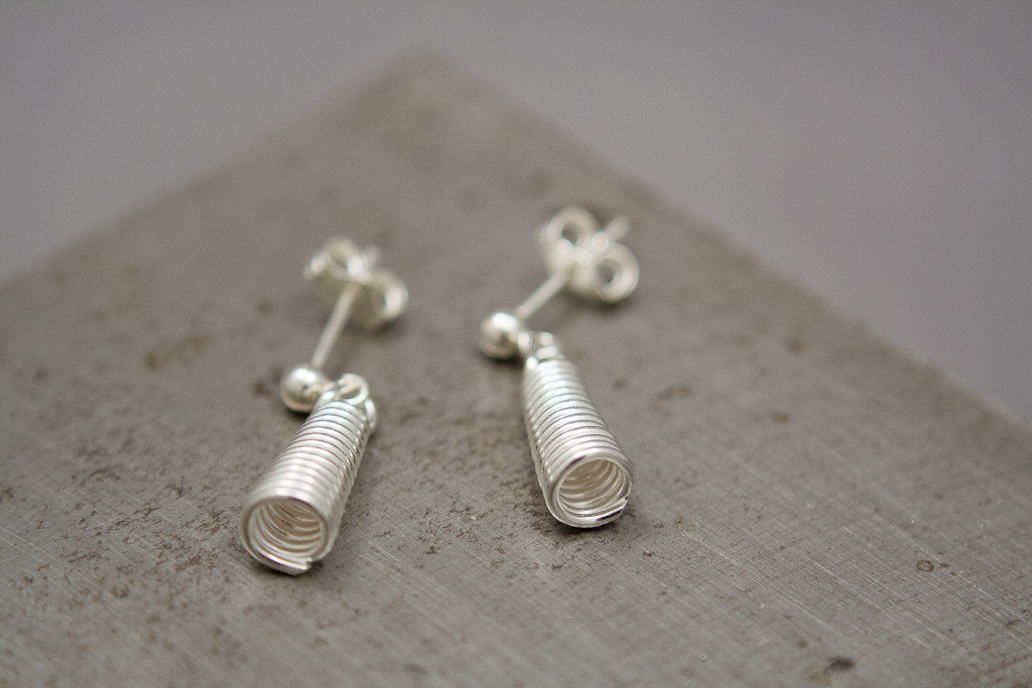 Boucles d'oreilles cloche en argent • Boucles d'oreilles en argent sterling recyclé • Cadeau de boucles d'oreilles pour elle