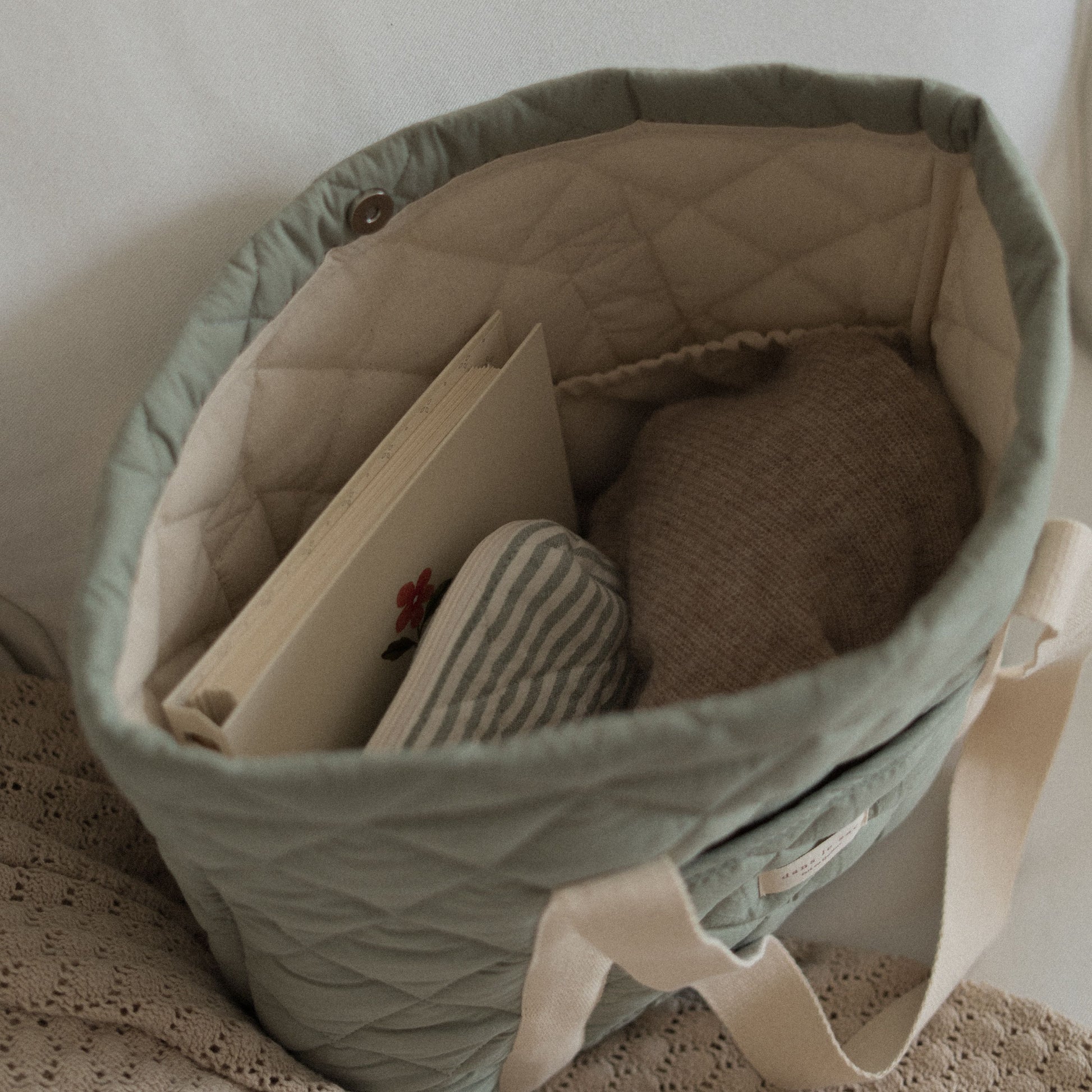 Quilted Tote Bag for Everyday Use