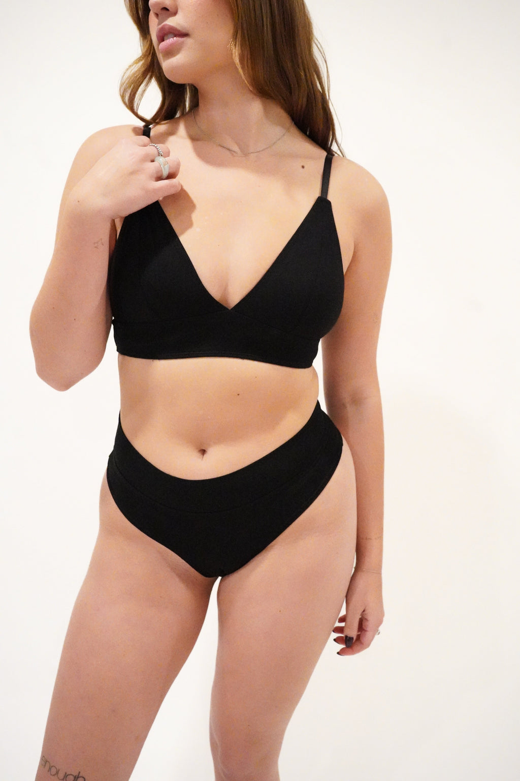 Supportive Bandeau Bralette - Black