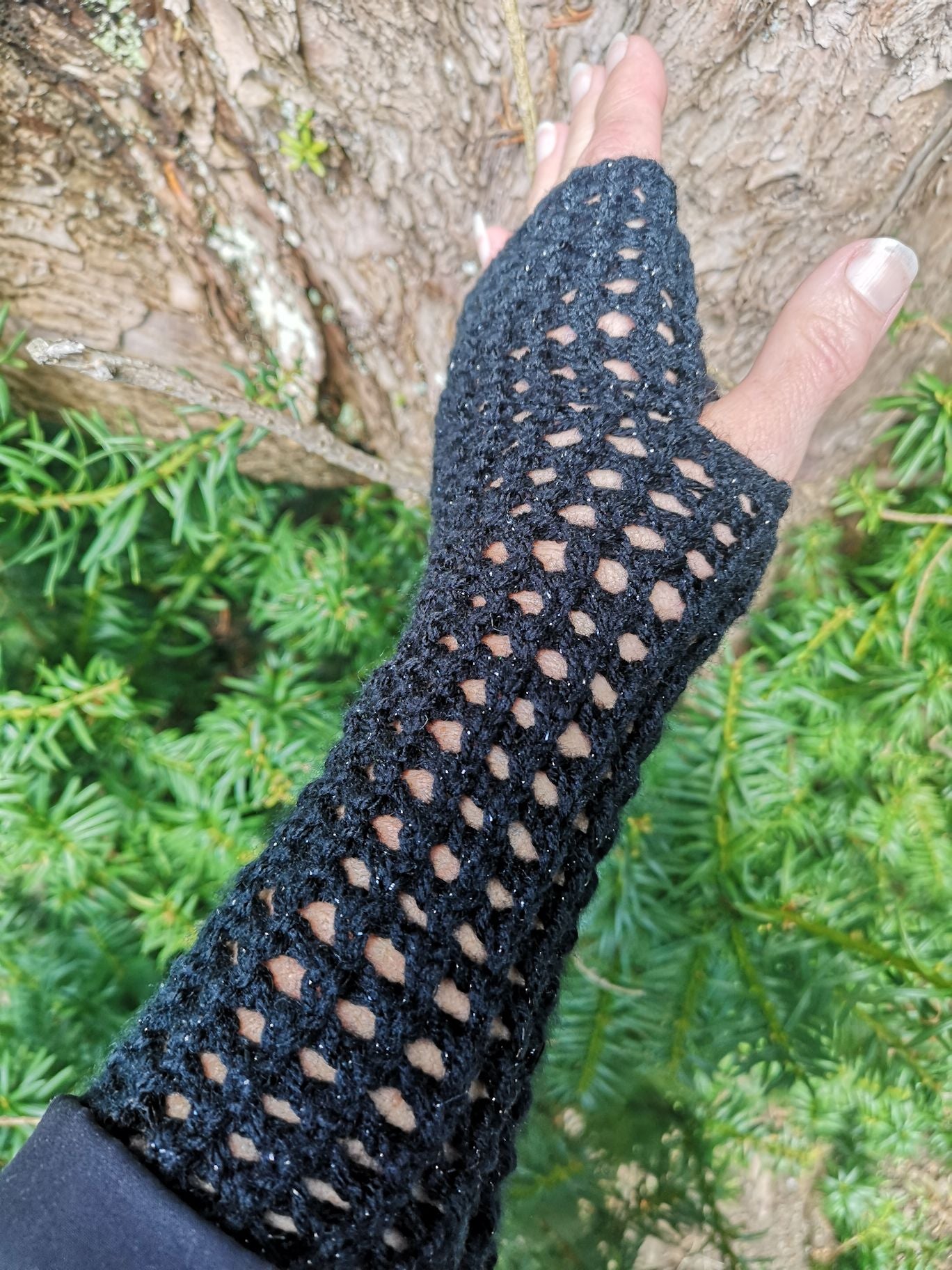 Black Metallic Handmade Ajour Net Knit Fingerless Gloves