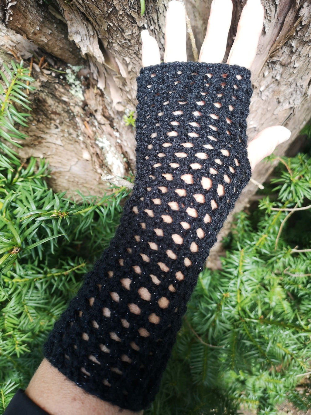 Black Metallic Handmade Ajour Net Knit Fingerless Gloves