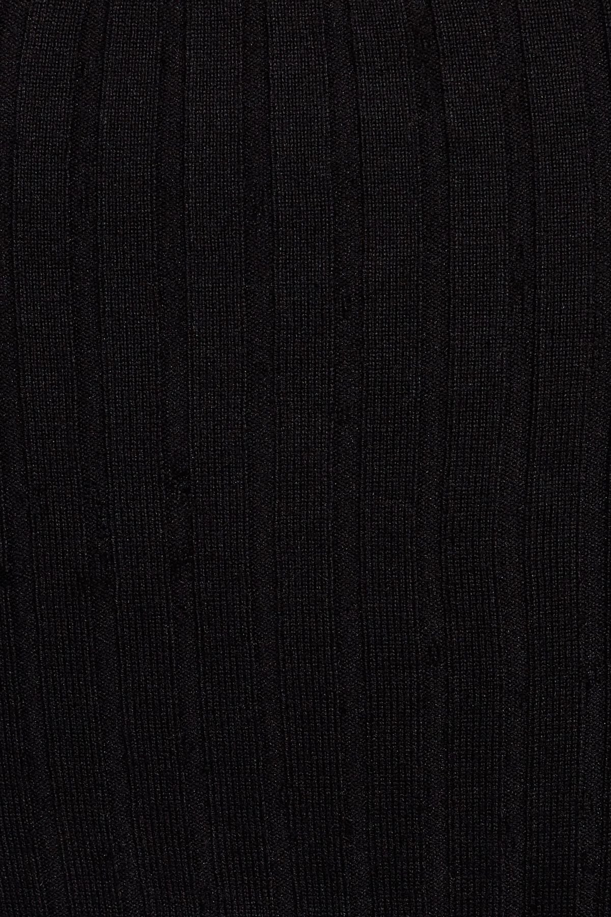 Pull moulant à col bateau