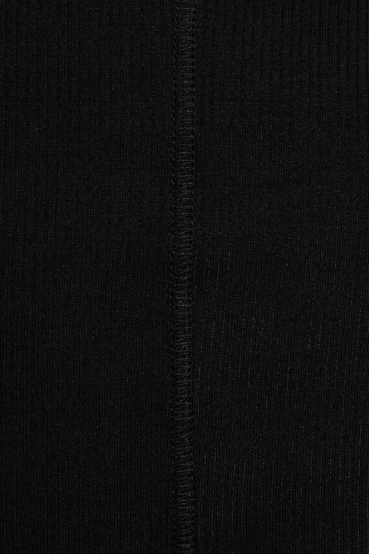 Ribbed Seamed Long Sleeve Crewneck Top