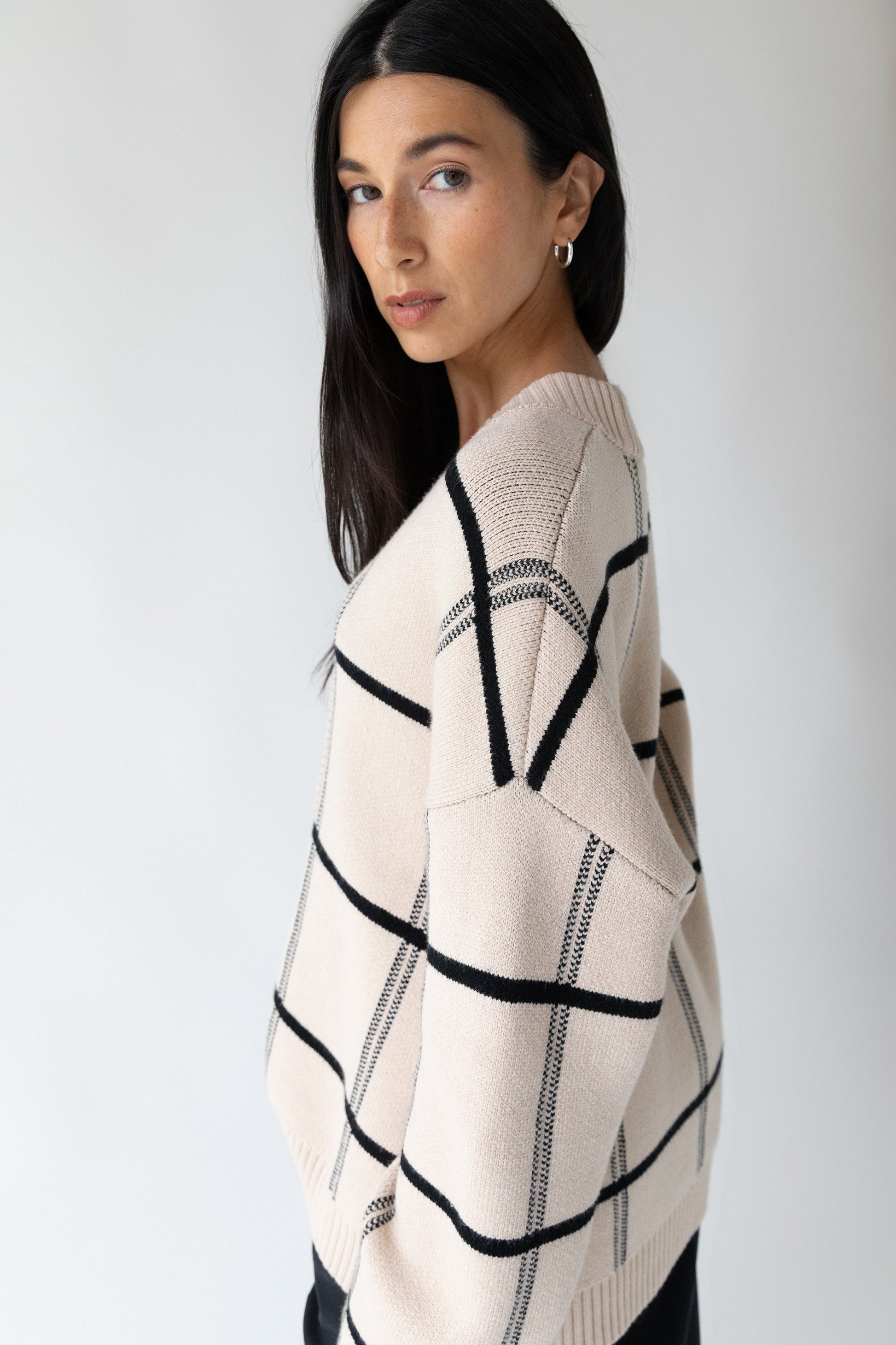 CARDIGAN SURDIMENSIONNÉ À BOUTONNAGE SUR LE DEVANT