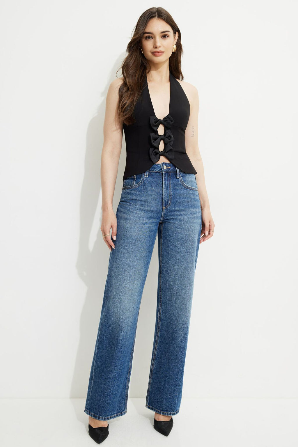 Haut licou avec nœud