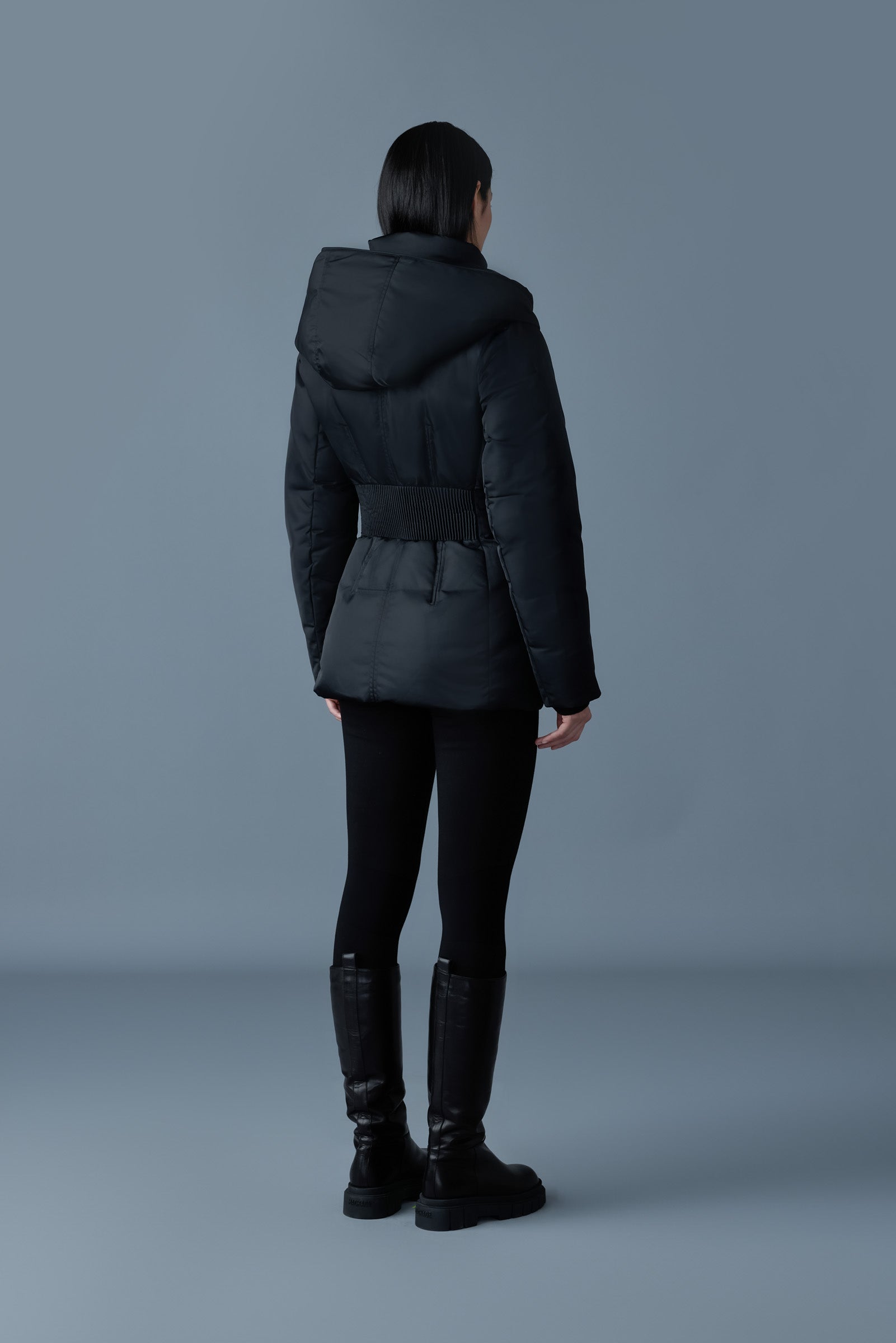 Doudoune moyenne en satin ALANA Tech