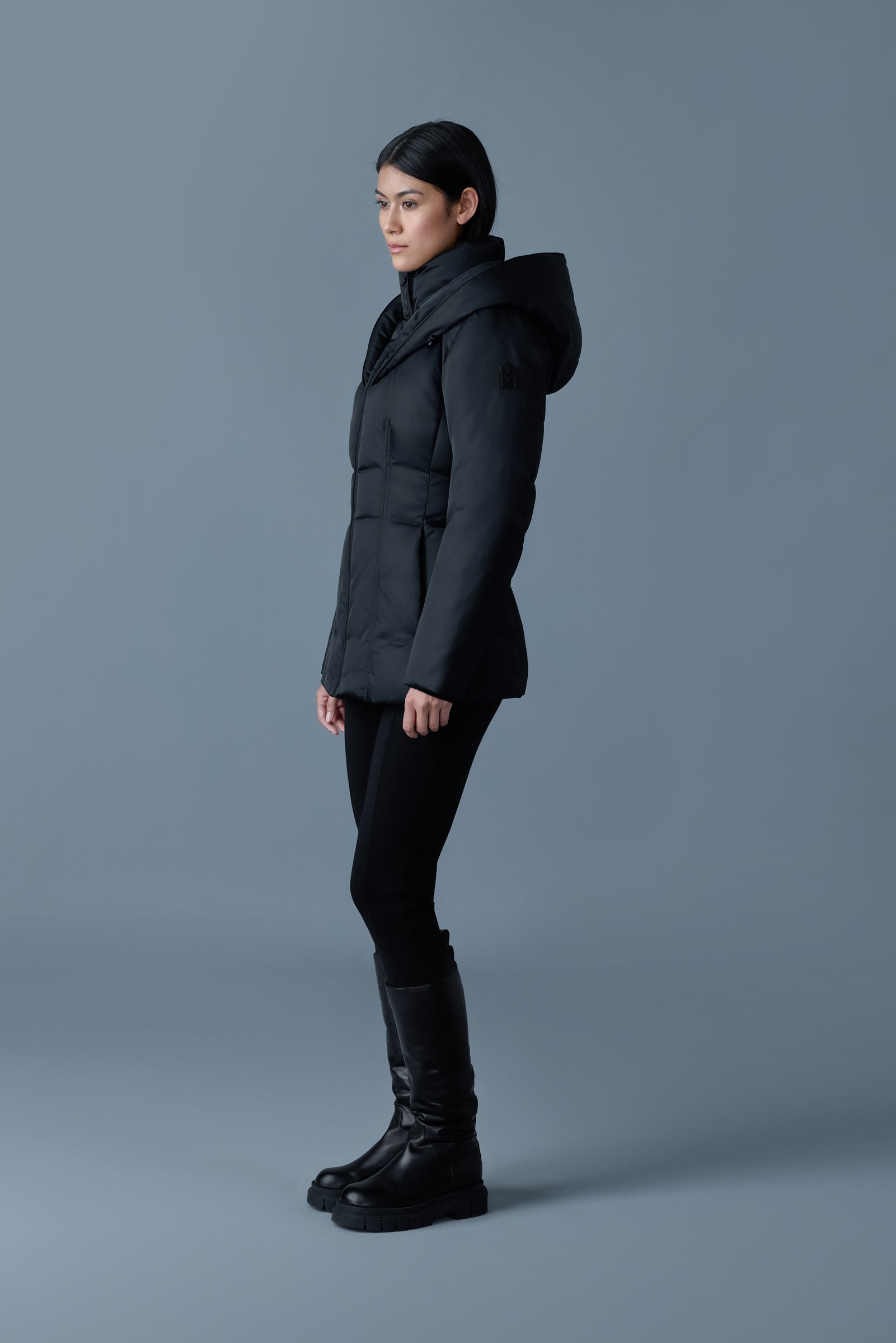 Doudoune moyenne en satin ALANA Tech