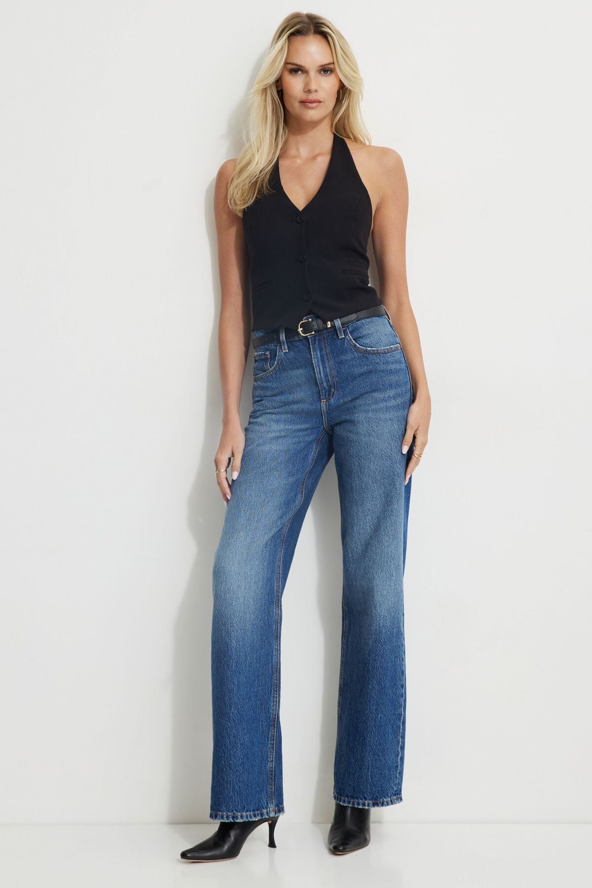 Gilet boutonné dos nu