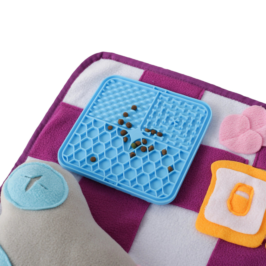 Squeaky Bone Snuffle Mat for Dogs – Interactive Foraging Fun, 24"- RETAIL LUFTPETS