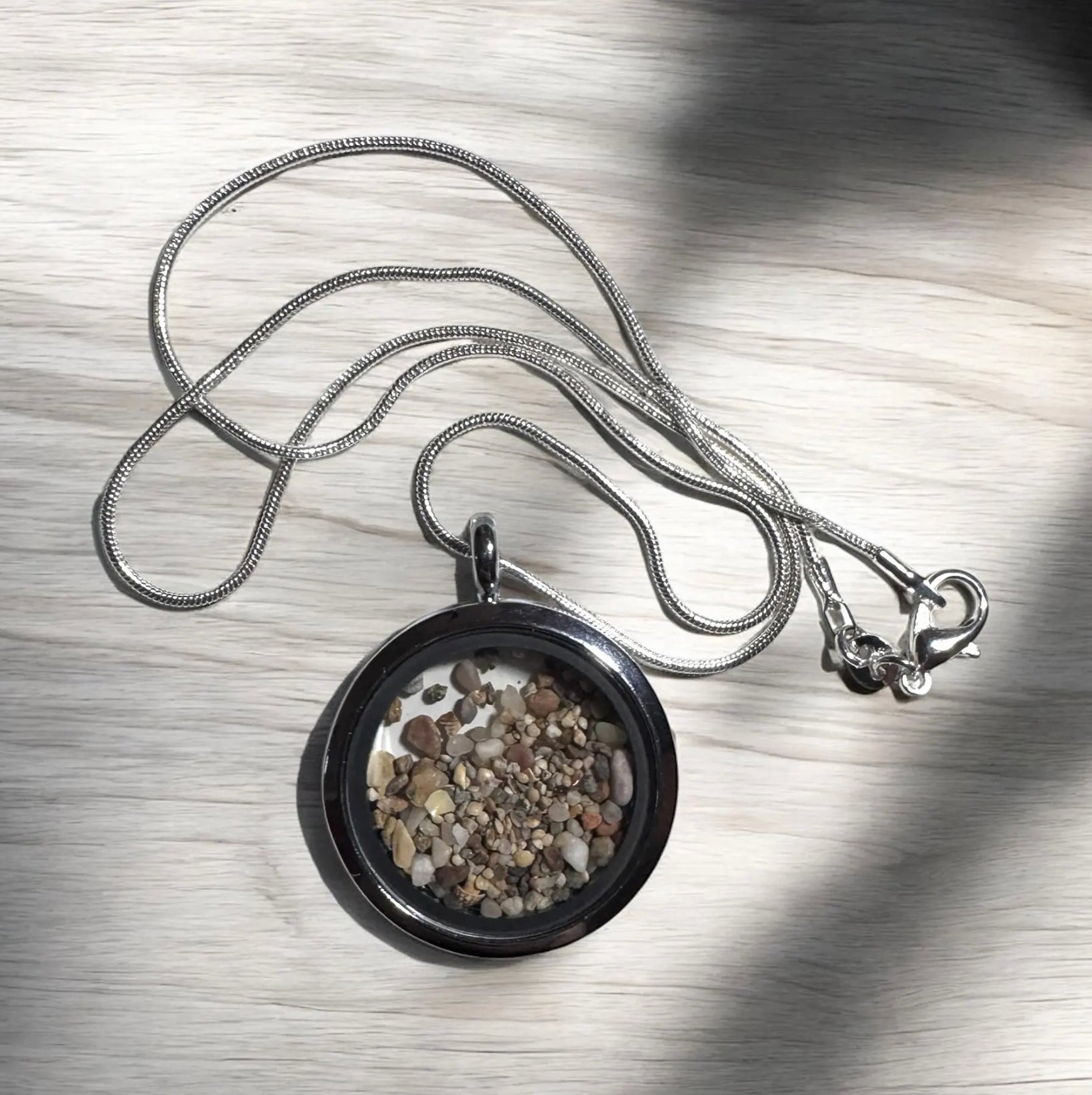 Beach Sand Locket (30mm)