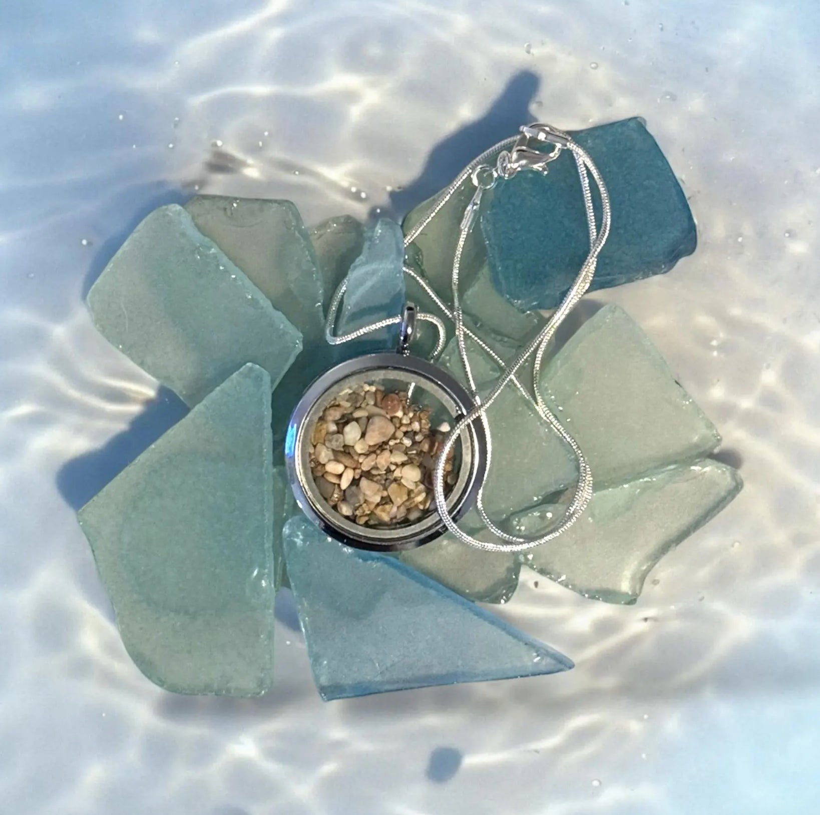 Beach Sand Locket (30mm)