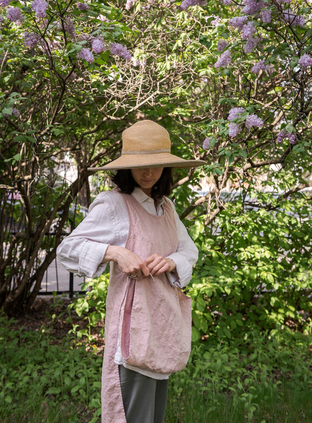 Linen Gardener Apron - Dusty-pink