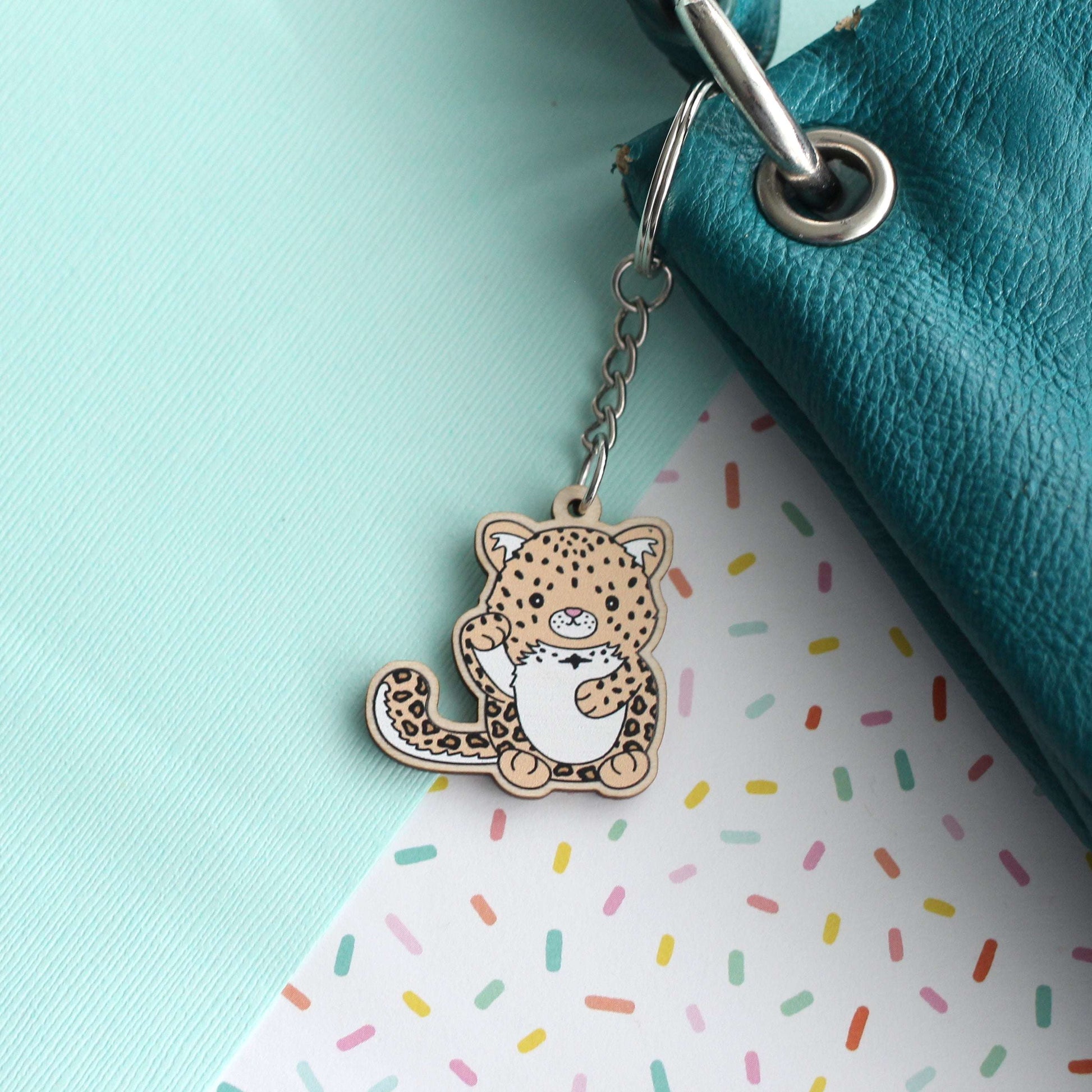 Porte-clés en bois léopard porte-bonheur de l'Amour - Cadeau durable - Porte-clés panthère