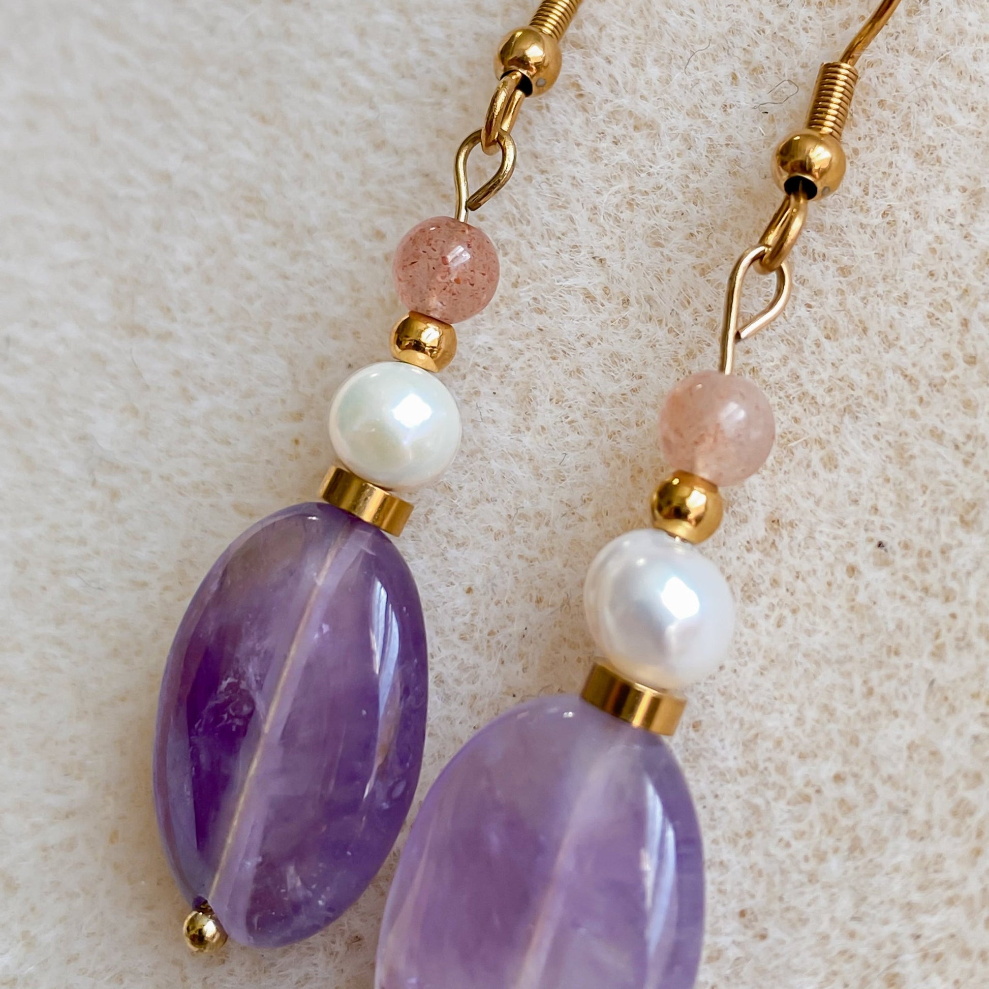 Boucles d'oreilles pendantes en améthyste | LUNE